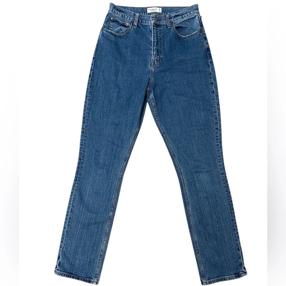 Abercrombie & Fitch Slim Straight Ultra High Rise Curve Love Jeans Sz. 28 Sz. 6